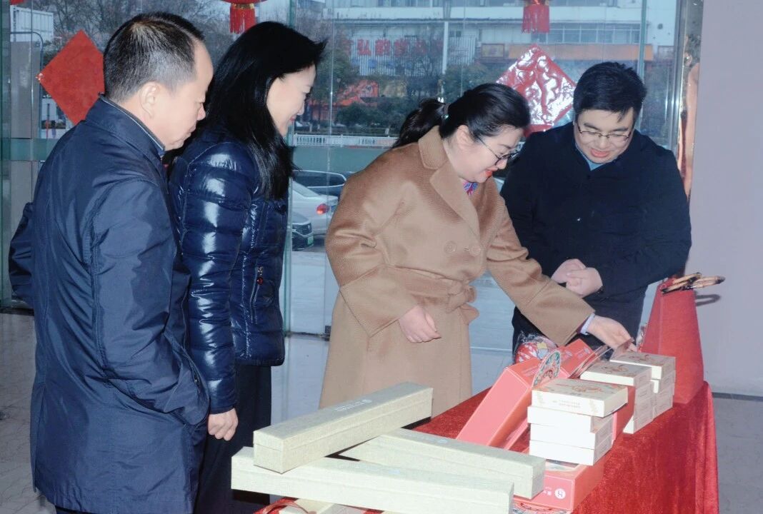 封蕴珊副市长调研市直文艺院团改革工作...